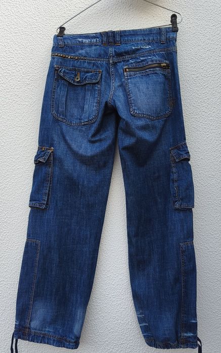 Calças cargo com tachas e brilhantes Pull & Bear