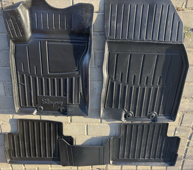 Килимки NISSAN Rogue Sport (J11) (2013-2021) CP/ 5ps (5 шт)- STINGRAY