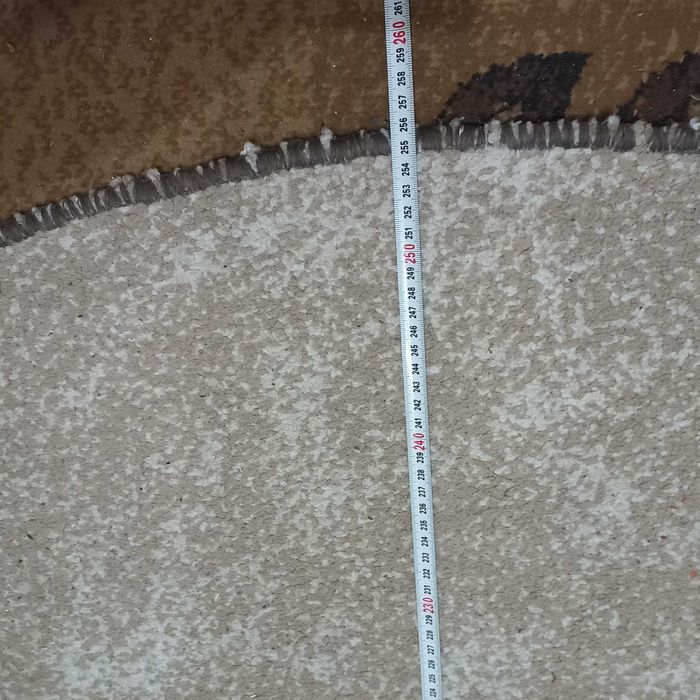 Овальный ковер на пол размер 1,42 х 2,55 метра, бежевый.