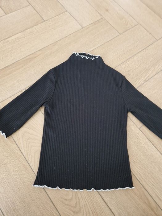 Bluzka pół golf  prążkowana czarna Bershka xs