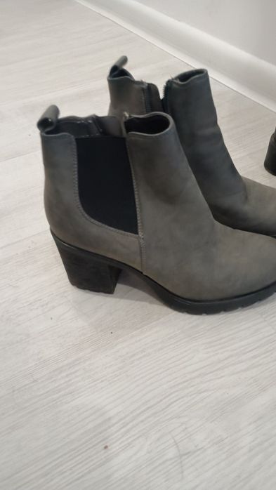 Buty damskie kozaki botki 36/37