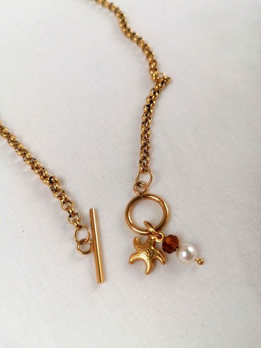 Colar Corrente Dourada com Pendentes