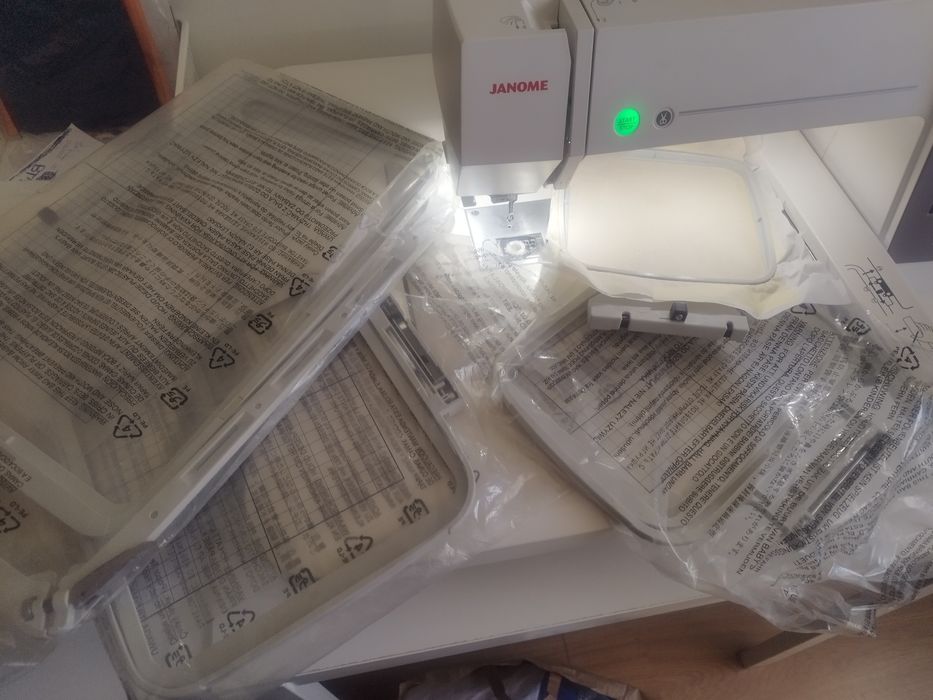 Janome MC550E – Como Nova + 4 Bastidores + Revisão Feita