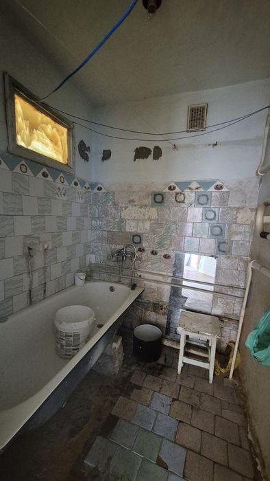 Продаж 3-К квартири під Ваші дизайнерські ідеї