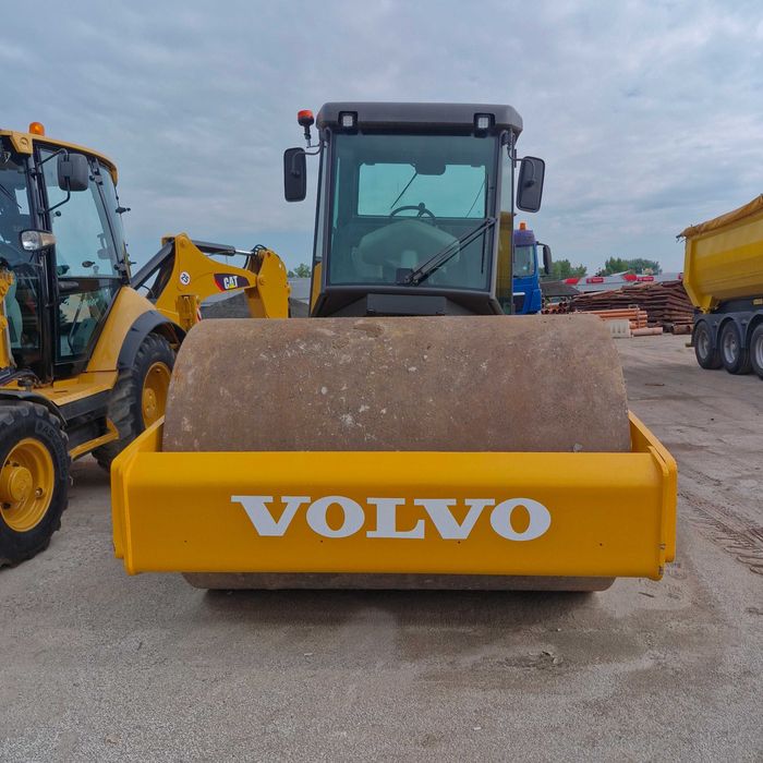 Wynajmę walec drogowy Volvo SD-100D