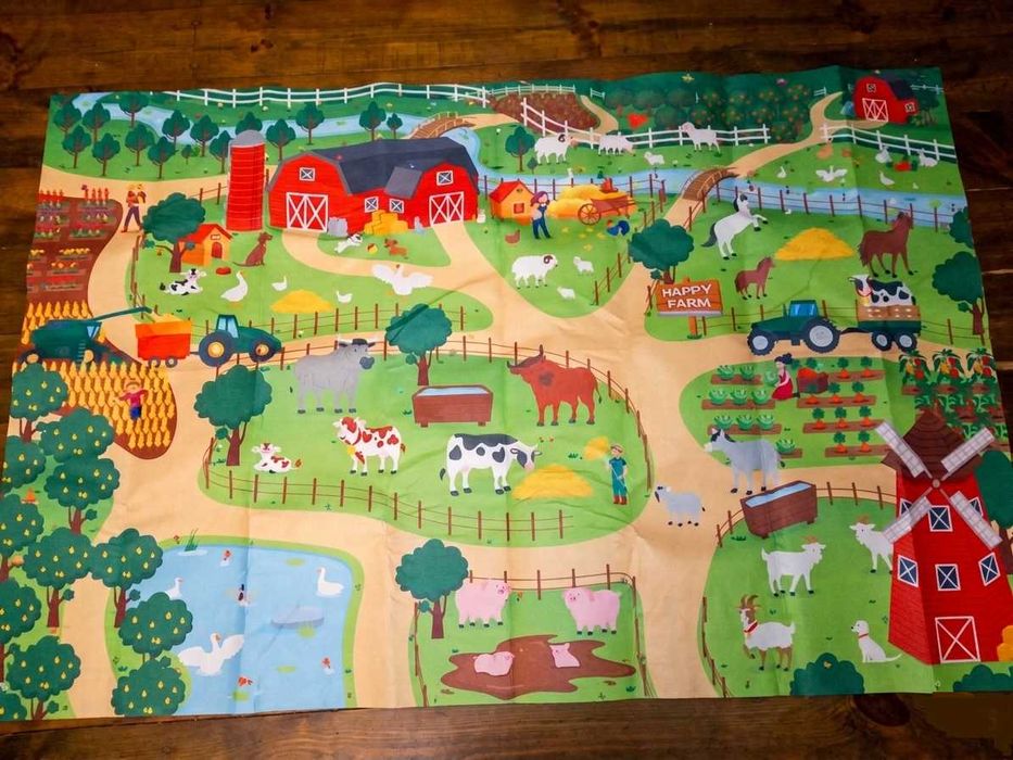 Великий ігровий набір Ферма Happy Farm. Величезне поле 1,22 х 0,80 м. Пластиковий контейнер. Новий!