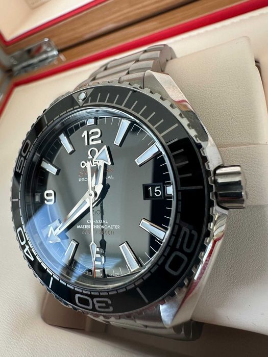 Omega Seamaster Planet Ocean 39,5 / 2024