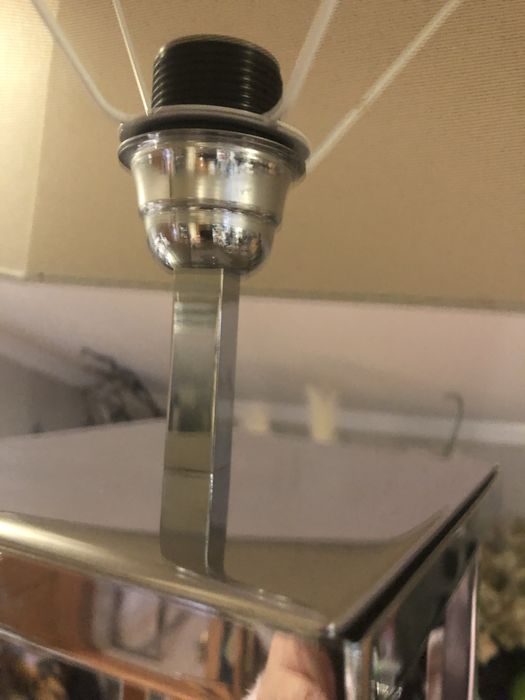 Candeeiro de pé inox com abajur