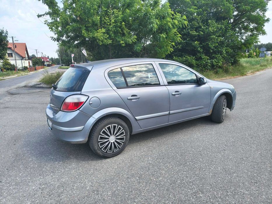 Opel Astra 2005r 1.9 D