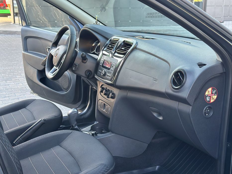 Продам Renault Sandero