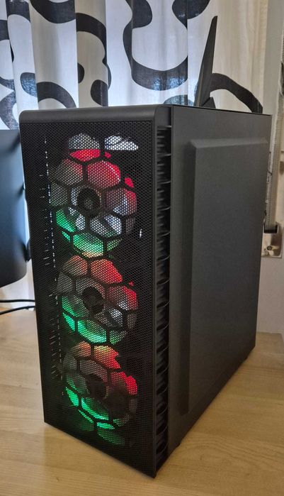 Computador King Mod Gamer-PC AMD Ryzen 7 8700G 32GB 1TB