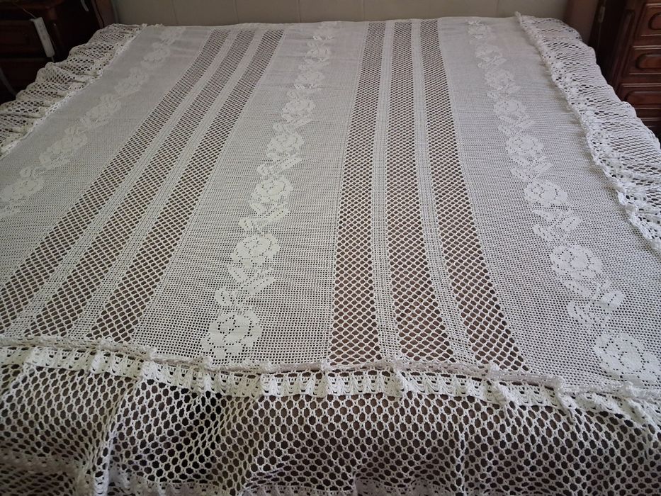 Colcha de renda de casal