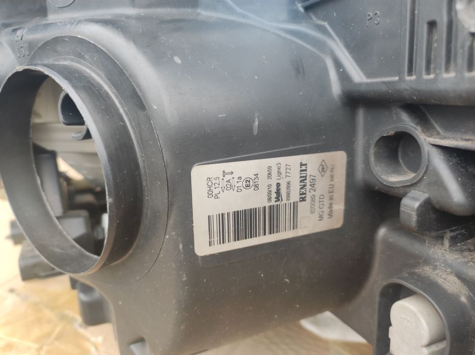 Lampa Clio 3 lift 09-12 lewa orginalna