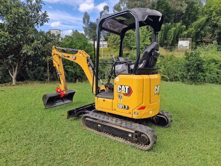Mini escavadora cat 1.7 tn