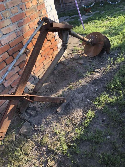 Бур садовий для трактора