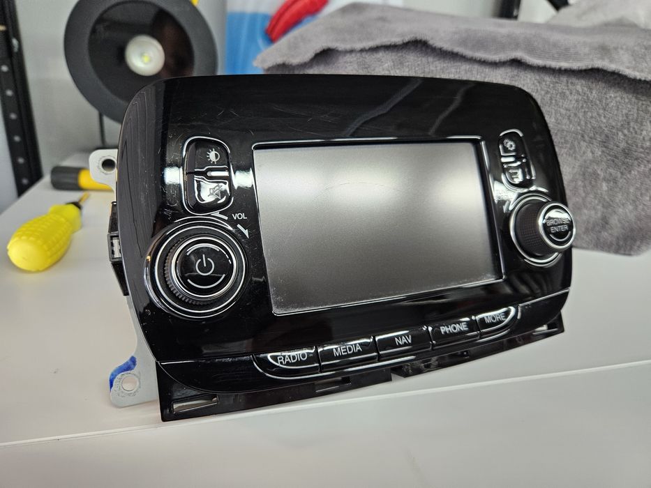 Магнитола fiat 500e 2016