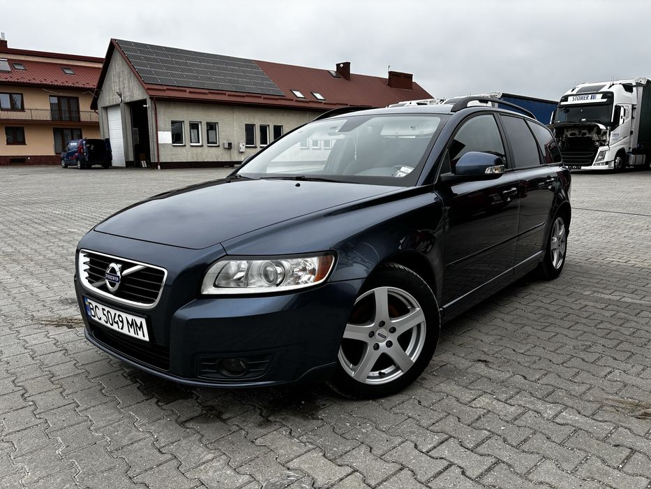 Volvo v50 1.6D2 універсал