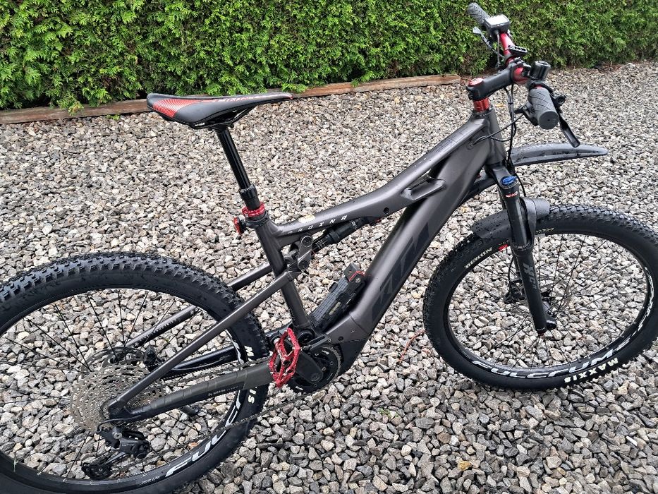 Rower elektryczny KTM Macina Lycan671 Glorious