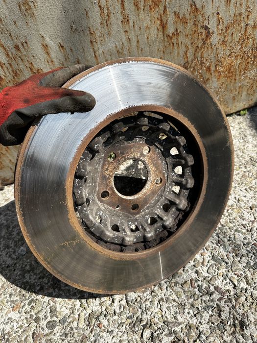 Продам тормозные диски 380мм Порш Каен