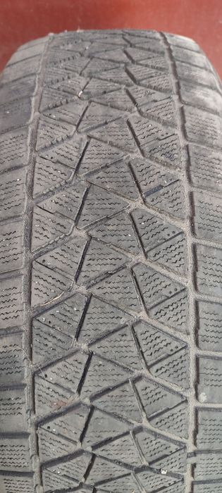 Продам шини R 18