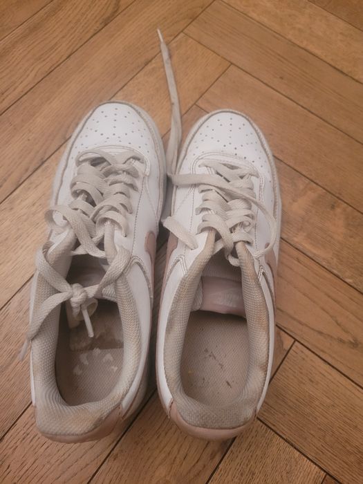 Używane Nike rozm 40.5
