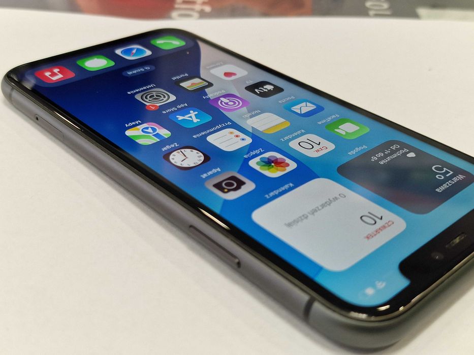 iPhone 11 128GB/ Black/ Grade A-/ Bateria 79%/ +Ładowarka w zestawie!