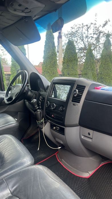 Mecedes sprinter 318