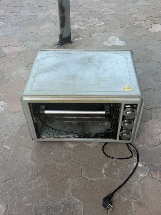 электро духовка Saturn