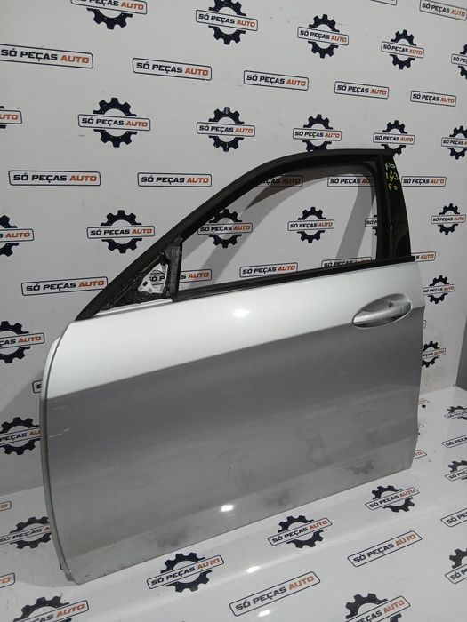 PORTA FRENTE ESQUERDA CINZA MERCEDES W212 E220 2.1CDI ANO: 2015