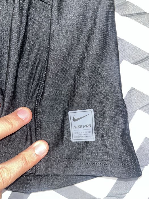 Nike Pro Therma-FIT Hood – Balaclava da Nike