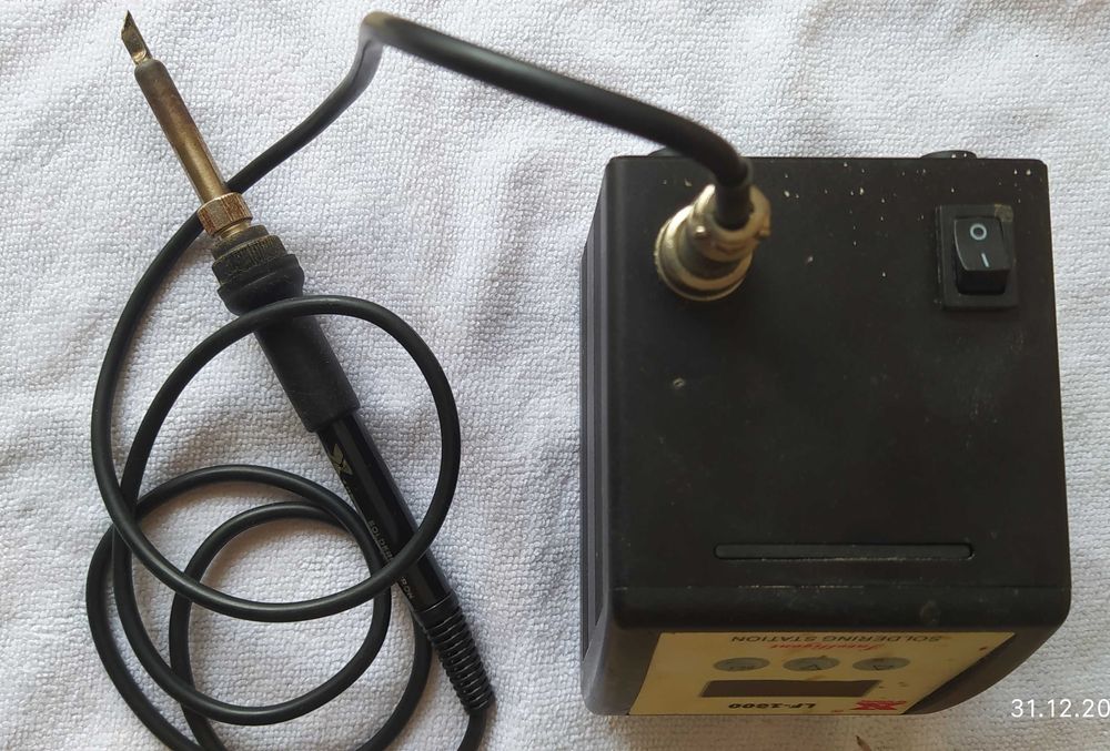 Продам паяльна станцію Xytronic LF-1600