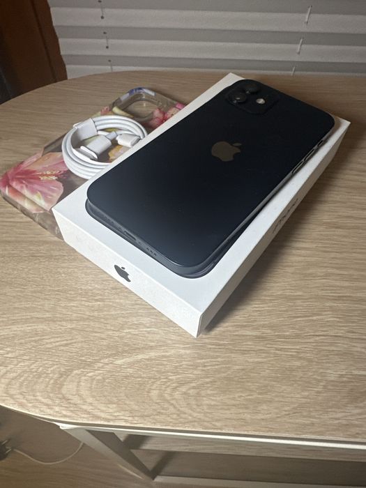 IPhone 12 64GB 100% baterii od kobiety sprawny wifi icloud wylogowany