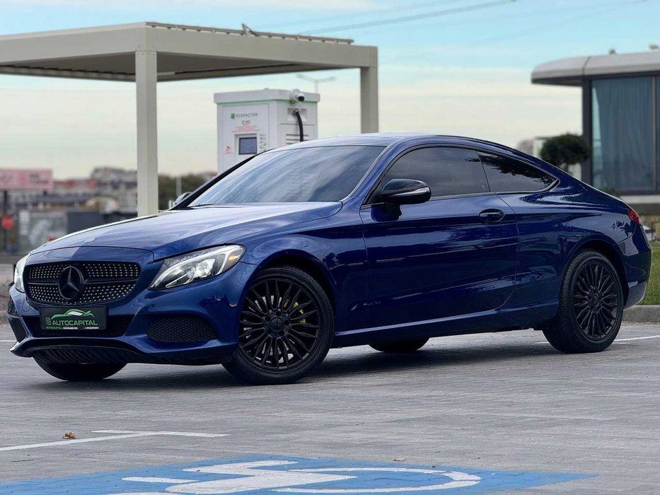 Mercedes-Benz C-300