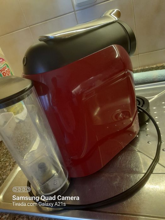 Máquina de café Delta Q - 50€ muito bem estimada