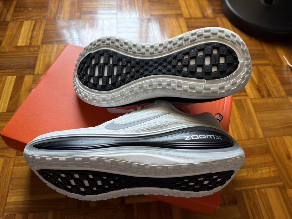 Nike Vomero plus - tamanho 44 1/2