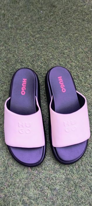 Klapki Hugo Boss 39 na platformie na grubej podeszwie