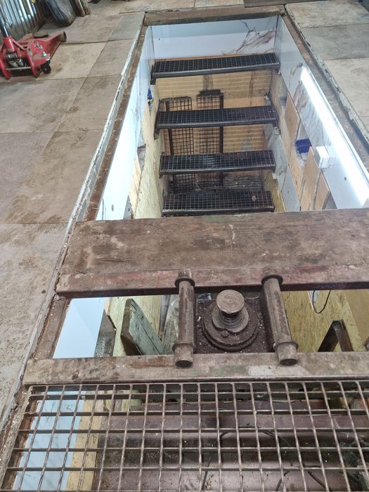 Wynajmę   garaż z kanałem na godzinyPowierzchnia: 18