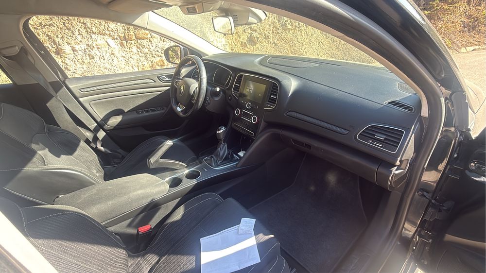 Renault Megane 1.5dci de2017 foto 4