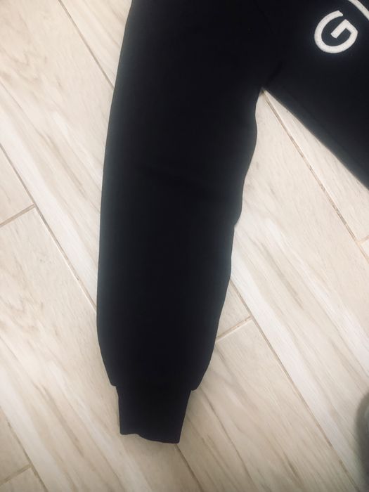 Кофта givenchy размер L