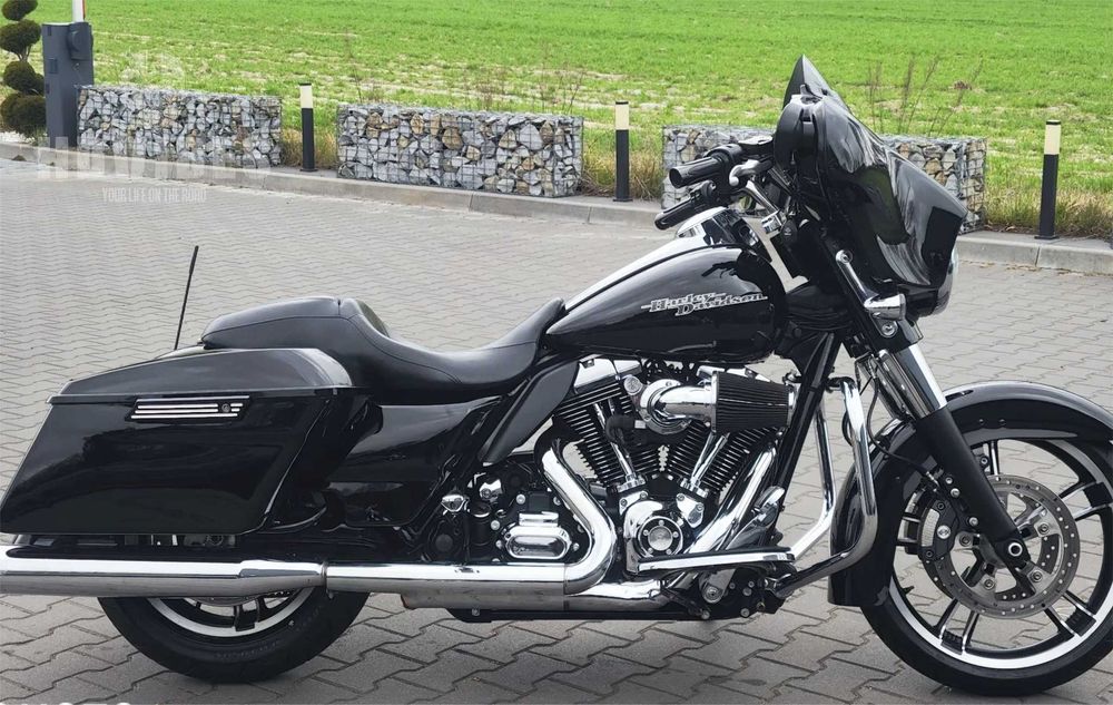 Harley Street Glide