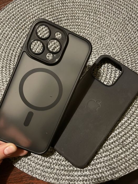 Чохол для iPhone 15 Pro (як новий)