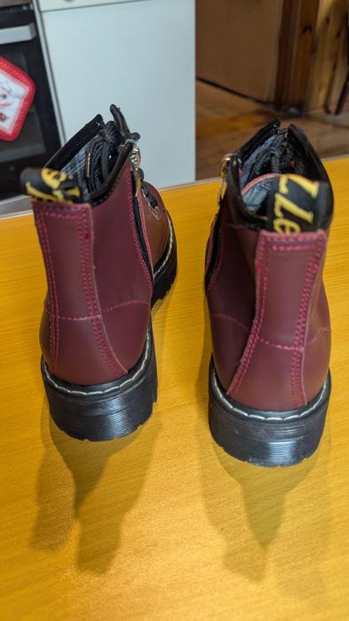 Nowe nie noszone buty zimowe żeńskie