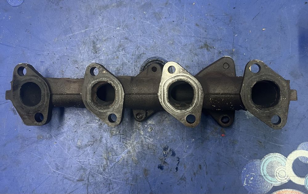 Coletor escape motor 1.5 dci Renault