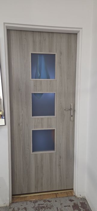 Drzwi pokojowe 80 prawe i lewe
