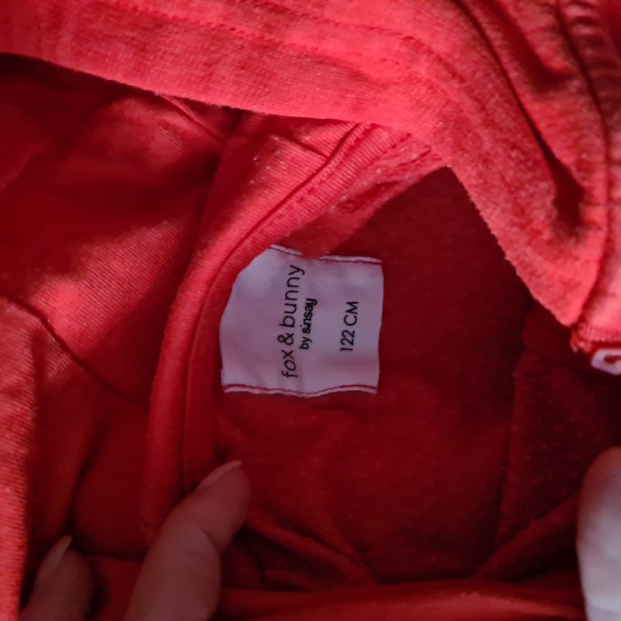 Bluzy rozpinane z kapturem 3 sztuki za 20 zł r 122