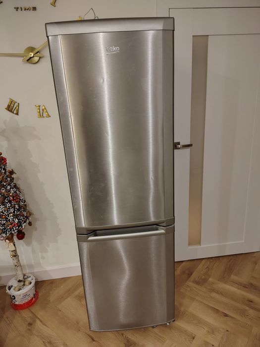 Lodówka z zamrażarką Beko sprawna