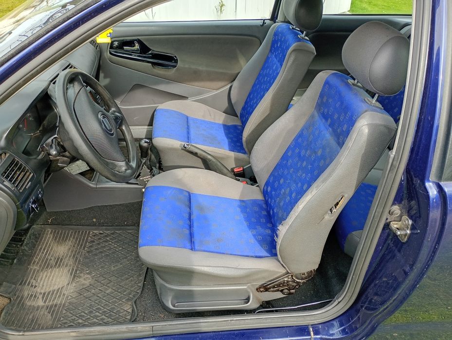 Sprzedam samochód seat