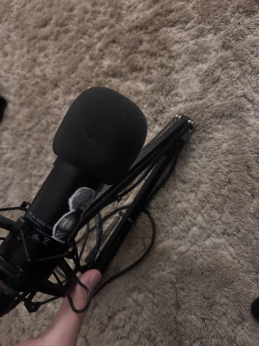 микрофон KRUX EDIS 1000