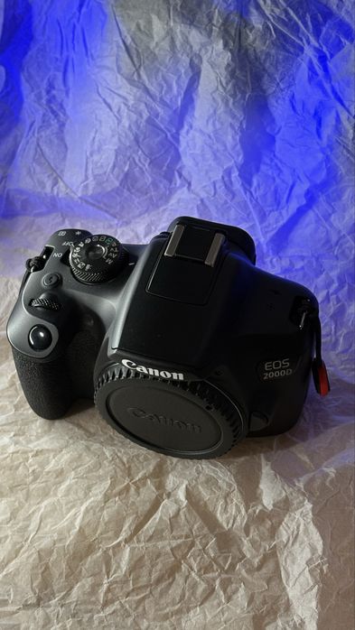 Canon 2000d