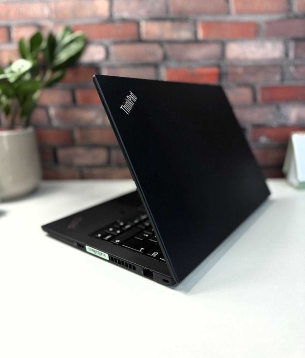 Ноутбук Lenovo ThinkPad T14 G1·Ryzen 3 4450U·16GB+SSD 256·14"IPS
